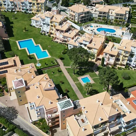 Apartman #310 Family Pool & Nearby