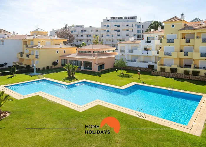 Апартаменты #310 Family Pool & Nearby Branqueira